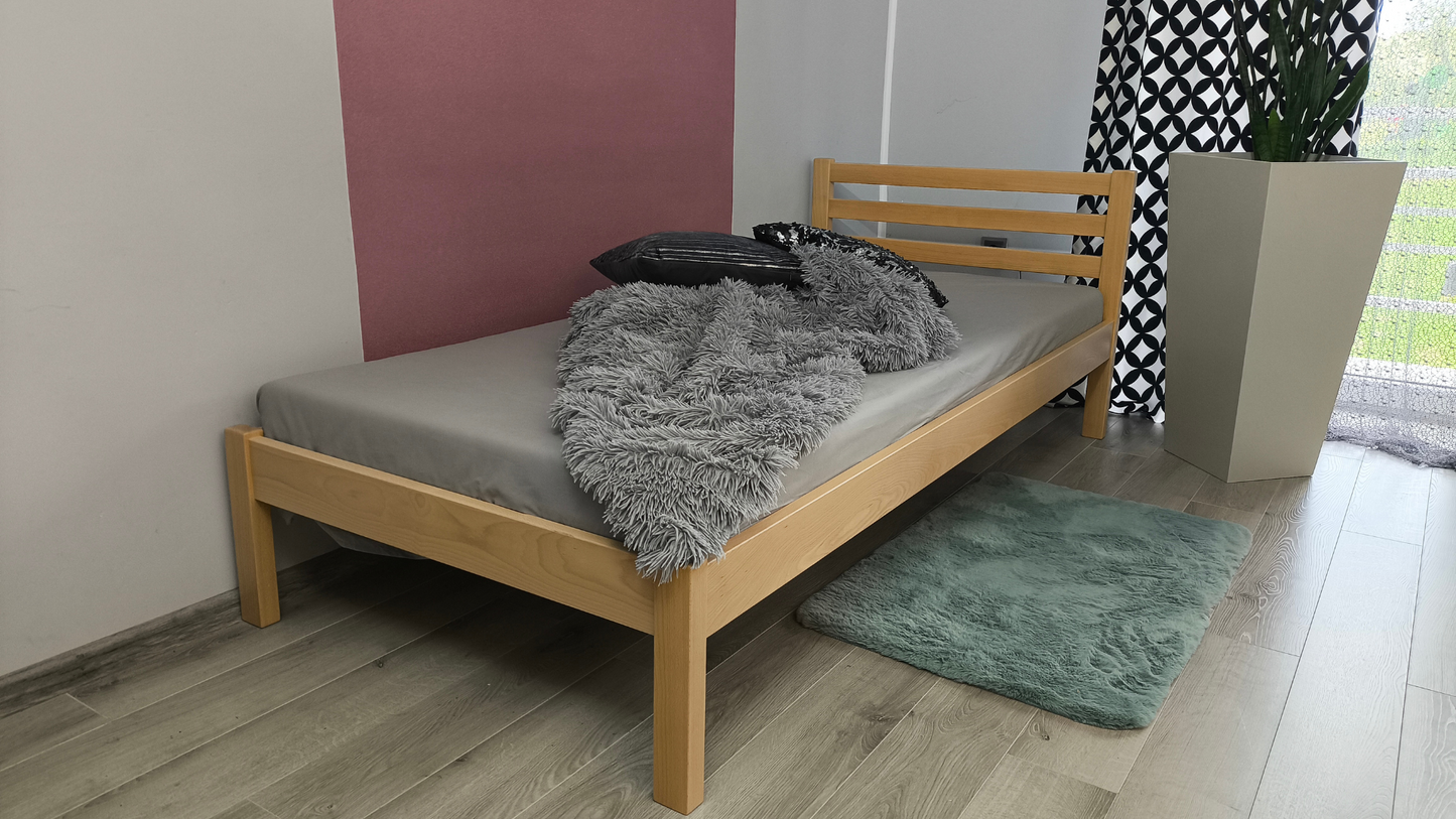 Łóżko pojedyncze drewniane bukowe – Stylowe