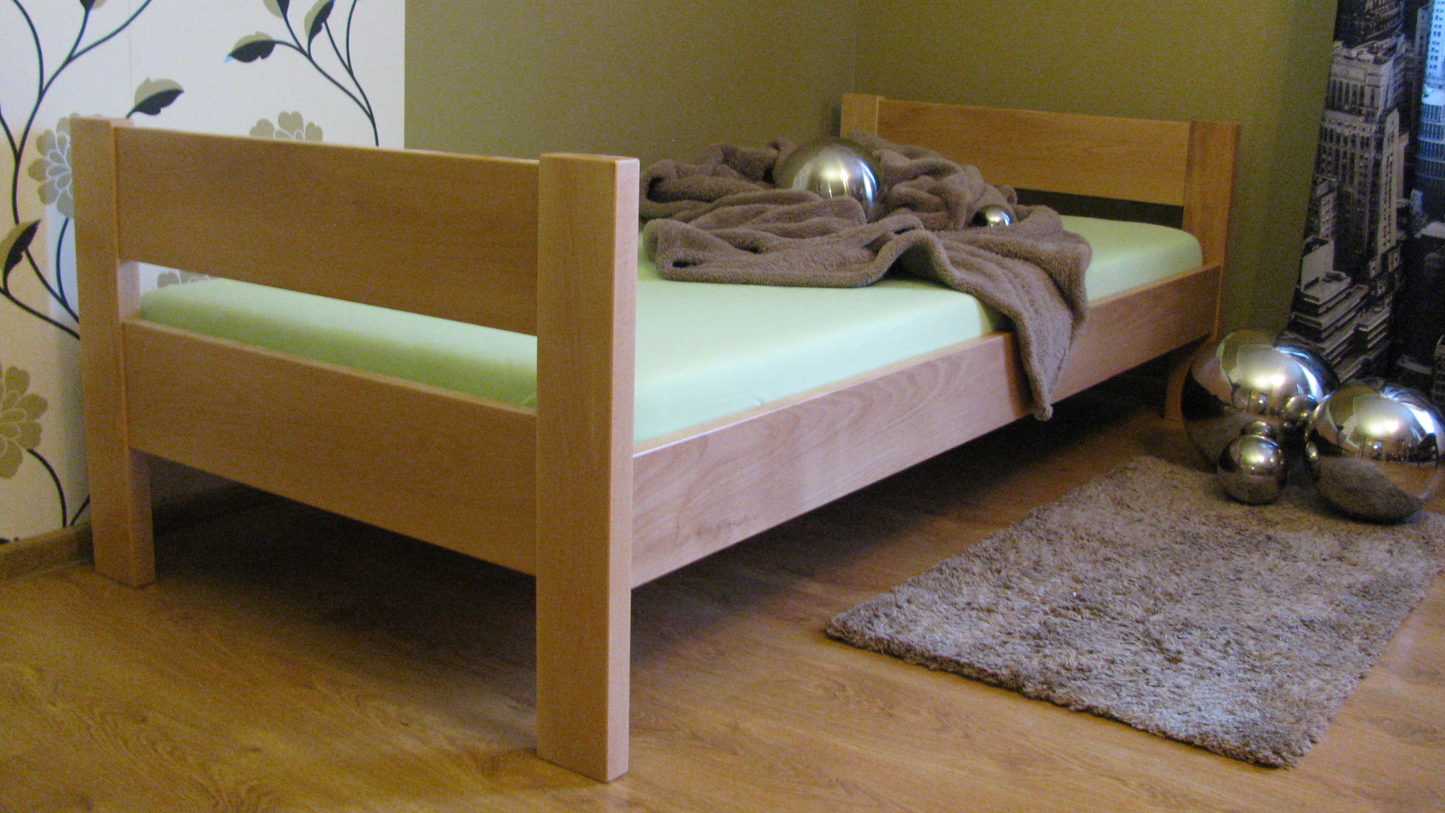 Łóżko pojedyncze drewniane bukowe – Standard