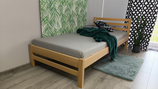 Łóżko pojedyncze drewniane bukowe – Stylowe