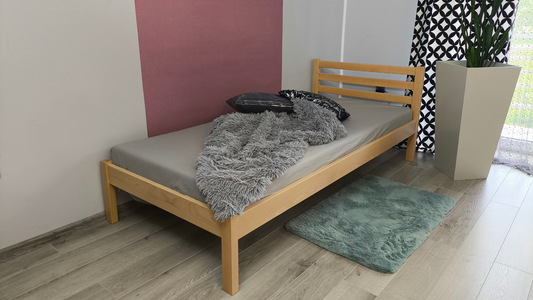 Łóżko pojedyncze drewniane bukowe – Stylowe