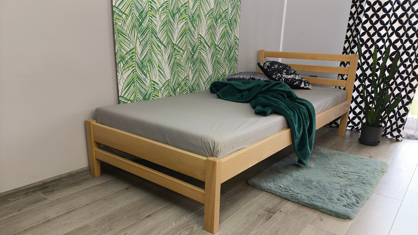 Łóżko pojedyncze drewniane bukowe – Stylowe